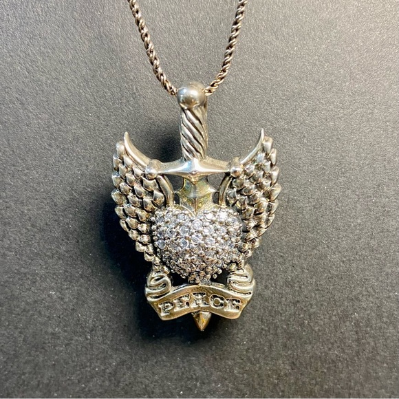 Artisan Handmade 925 Silver Necklace with Heart shape w/ wings & sword Locket - Picture 4 of 5